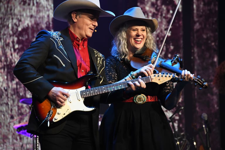 The Duttons performing live in Branson